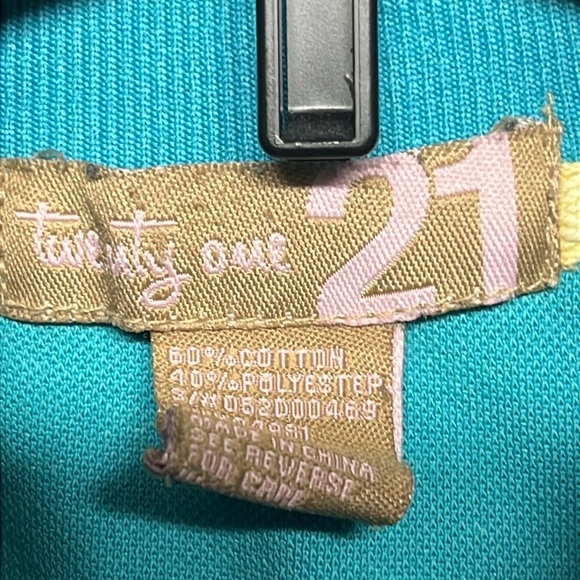 twenty one 21 activewear jacket - Picture 3 of 8